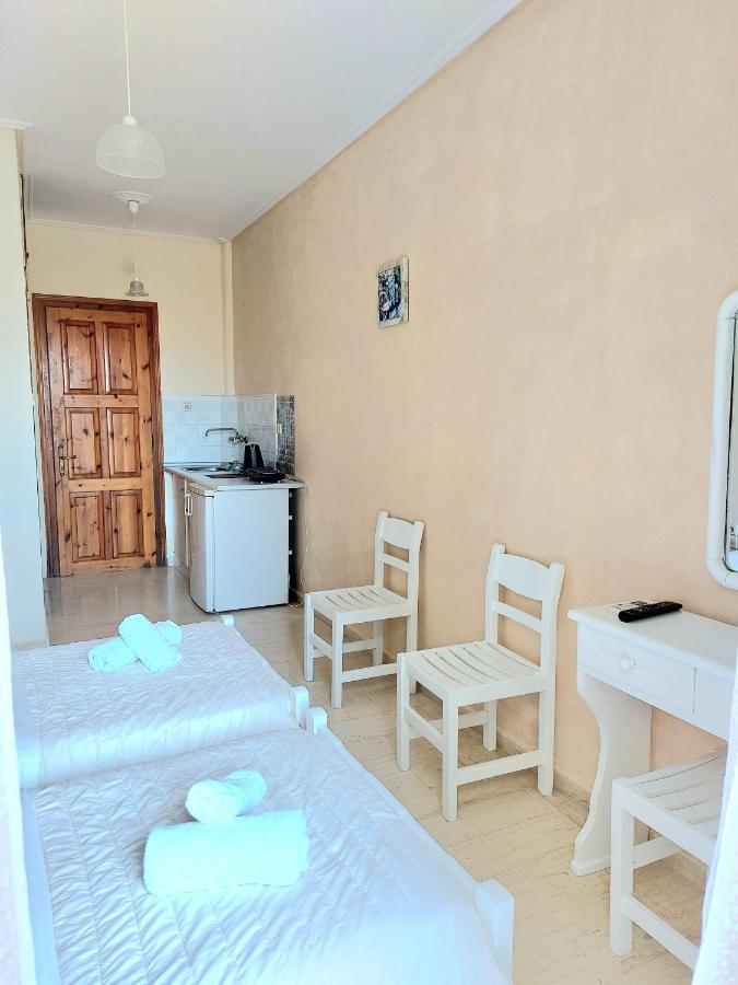 Athina Apartments Argassi Exterior foto