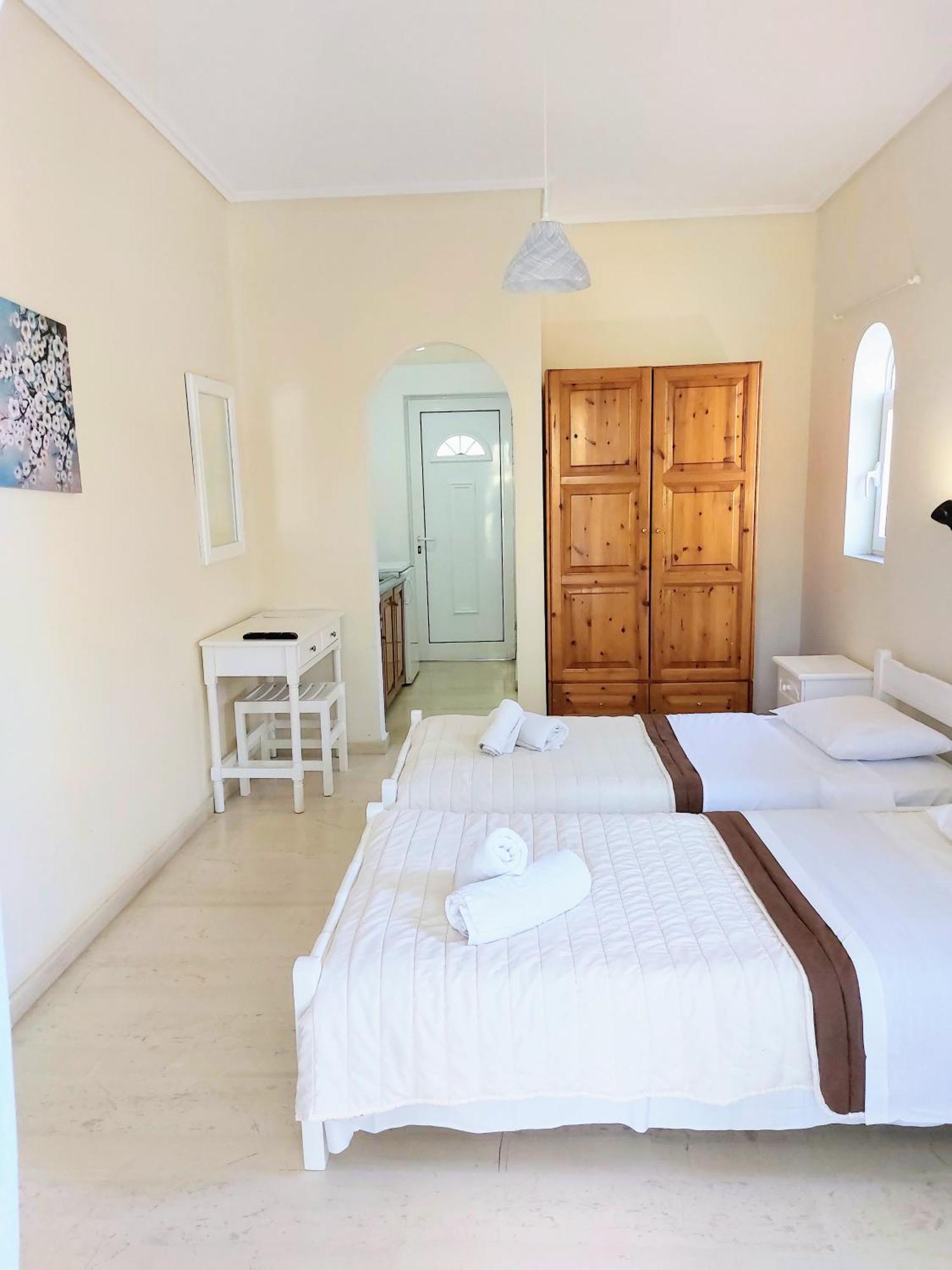 Athina Apartments Argassi Exterior foto